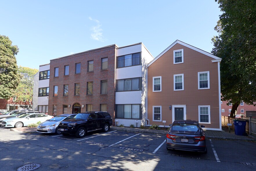 265 Essex St, Salem, MA à vendre - Photo du bâtiment - Image 2 de 12