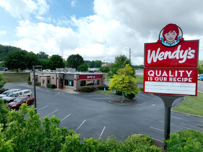 More details for 3201 Peoples St, Johnson City, TN - Retail for Sale