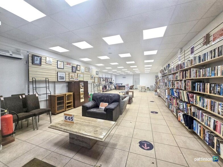 42-44 Station Rd, Ashington à vendre - Photo du bâtiment - Image 3 de 30