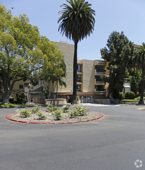 320 S Occidental Blvd, Los Angeles, CA for sale - Primary Photo - Image 1 of 28