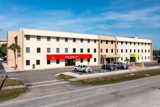 Plus de détails pour 2525 Harbor Blvd, Port Charlotte, FL - Bureau à vendre