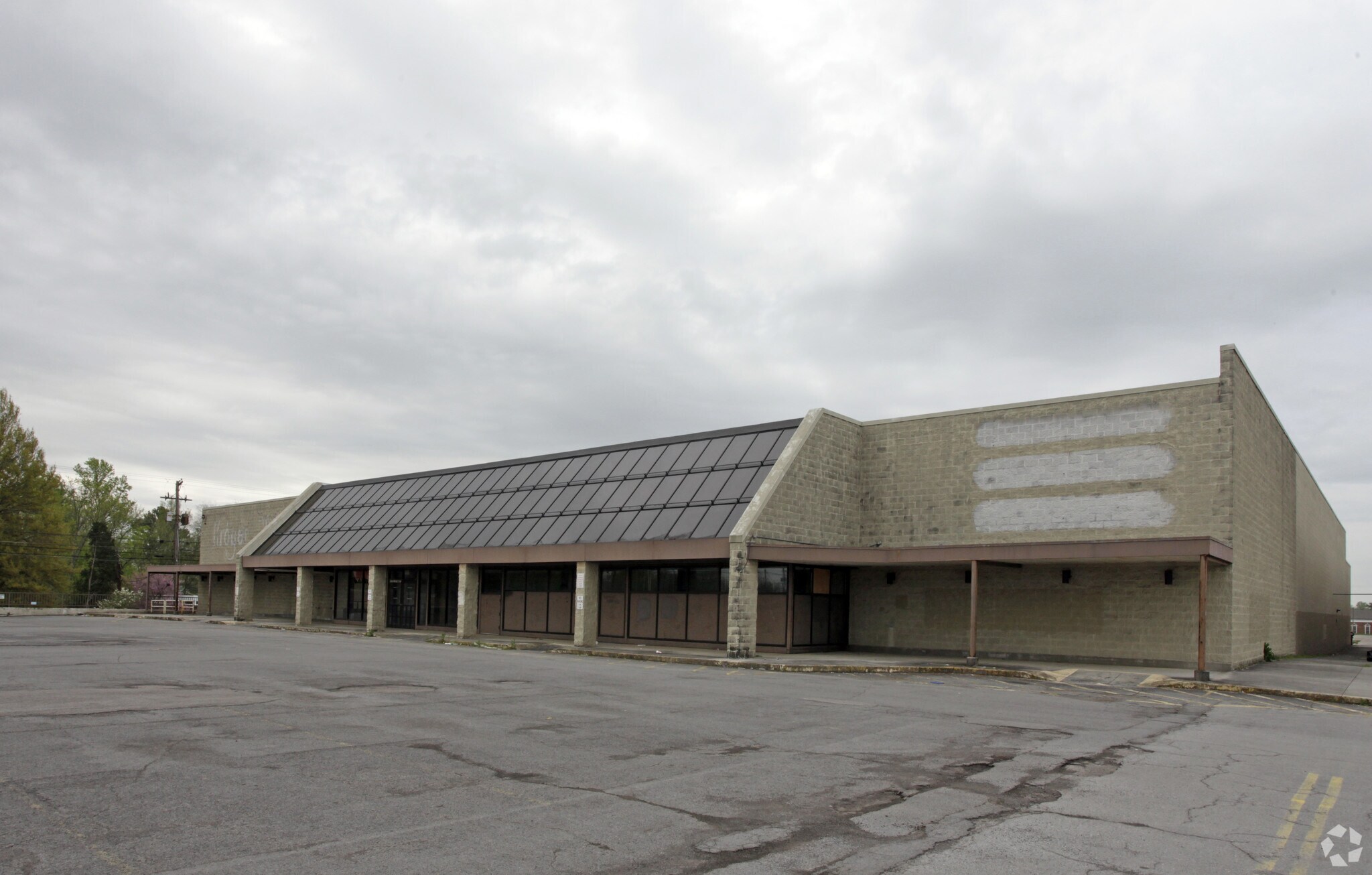 5425 Clinton Hwy, Knoxville, TN for lease Primary Photo- Image 1 of 3
