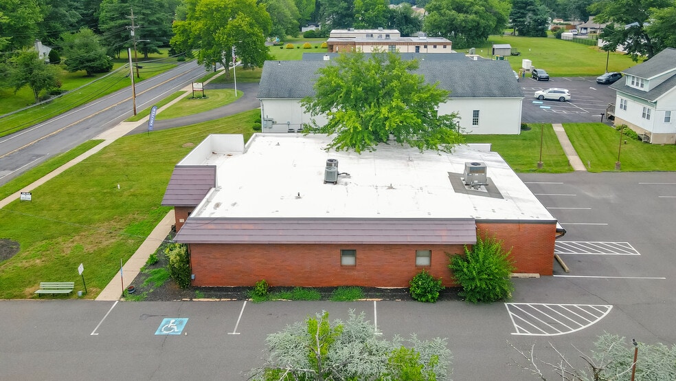 919 Durham Rd, Langhorne, PA for lease - Building Photo - Image 2 of 13
