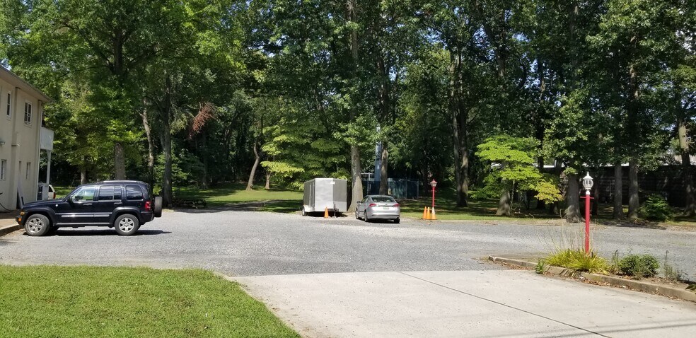 1704 Highway 33, Trenton, NJ à louer - Photo du bâtiment - Image 2 de 5