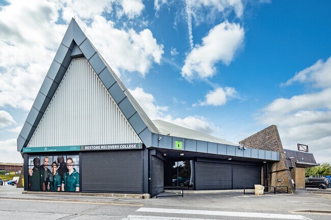 More details for Knowles Hl, Bradford - Industrial for Lease