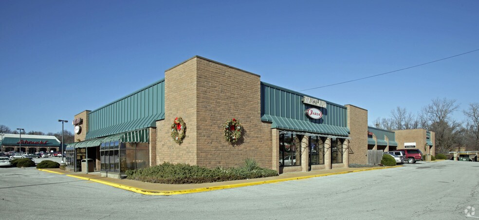 2000-2060 Dorsett Vlg, Maryland Heights, MO for lease - Building Photo - Image 2 of 3