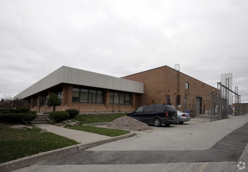 1405 Morningside Ave, Toronto, ON for sale - Primary Photo - Image 1 of 1