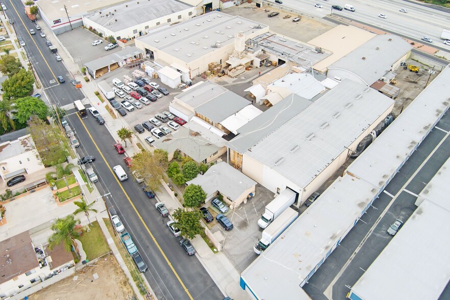 11220 Wright Rd, Lynwood, CA for sale - Building Photo - Image 2 of 6