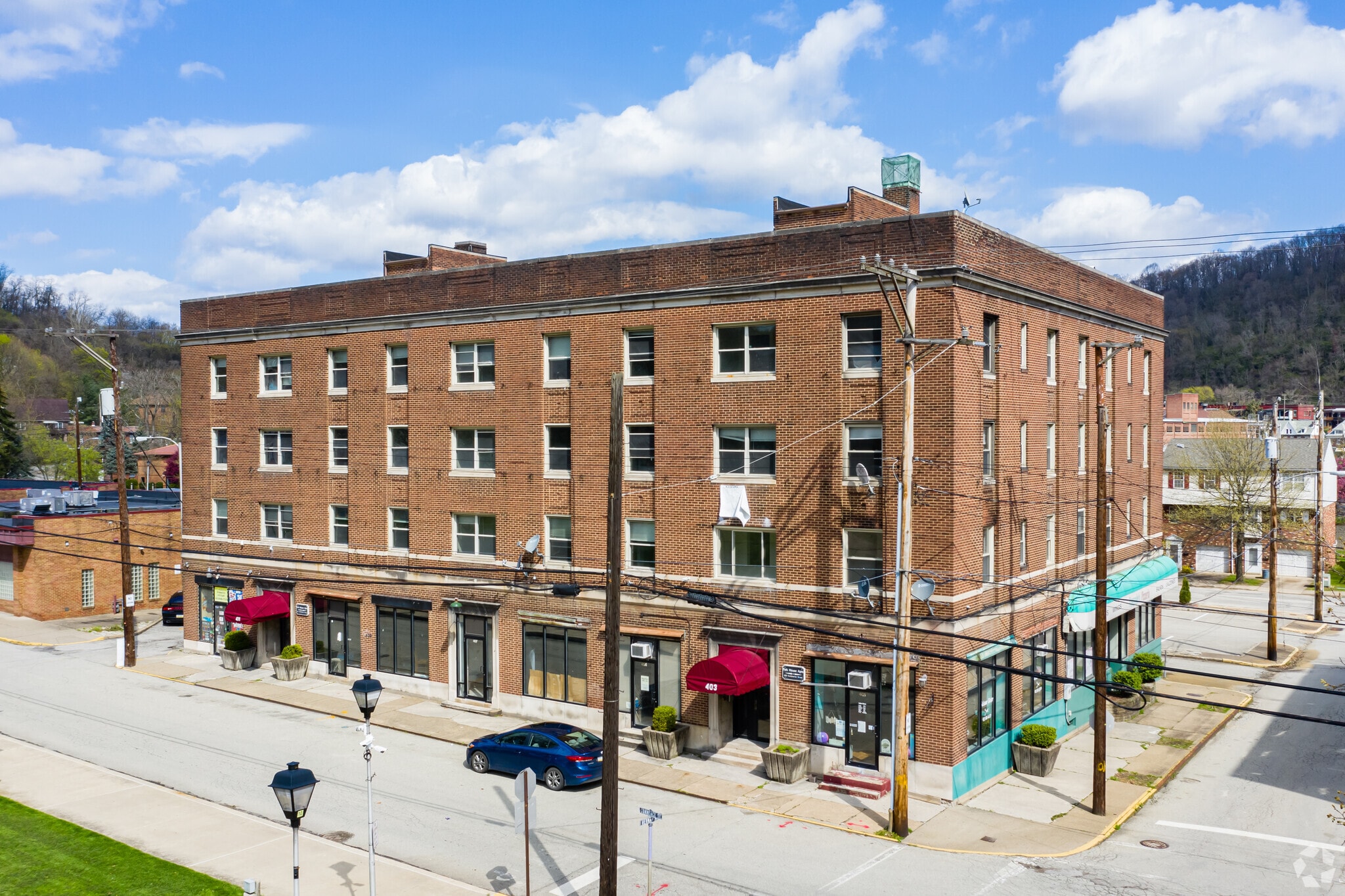 106 Herman Ave, Wilmerding, PA for lease Primary Photo- Image 1 of 25