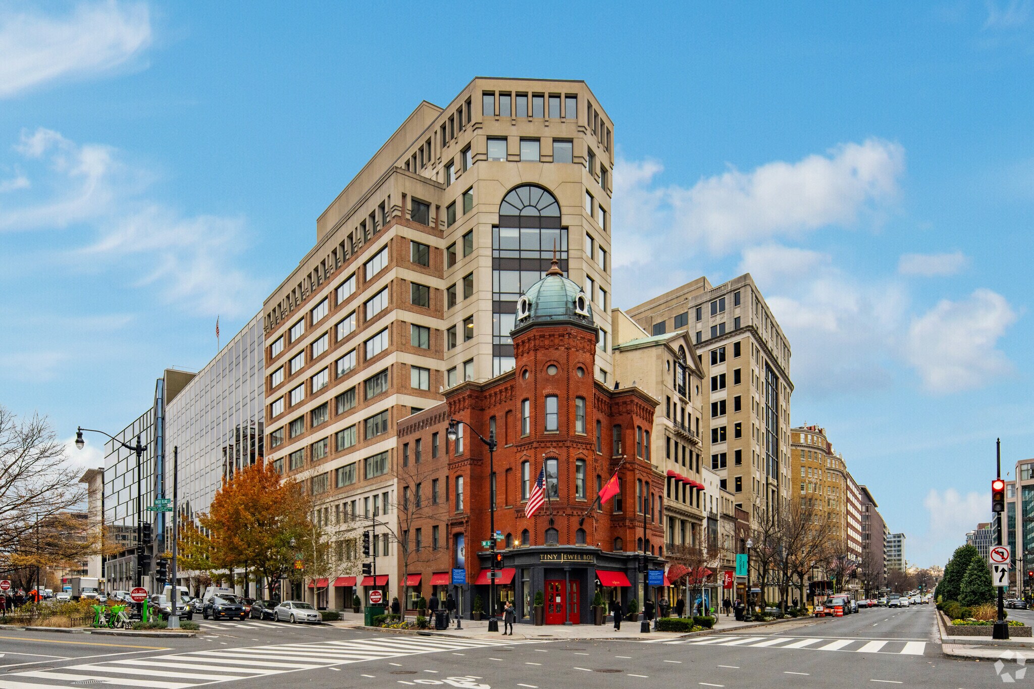 1155 Connecticut Ave NW, Washington, DC à louer Photo principale- Image 1 de 16