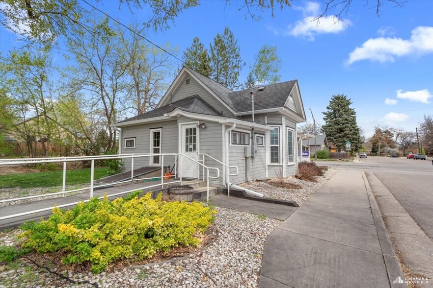 1001 Cleveland Ave, Loveland, CO for sale - Building Photo - Image 2 of 7