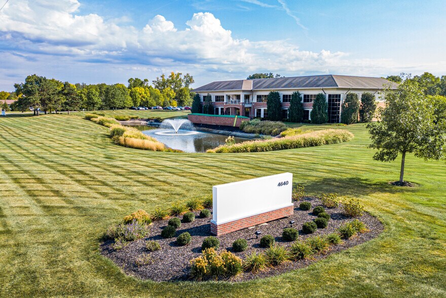 4640 Trueman Blvd, Hilliard, OH à louer - Photo du bâtiment - Image 1 de 38
