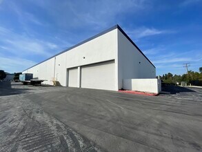 18502 S Laurel Park Rd, Compton, CA for lease Building Photo- Image 1 of 3