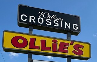 Wallace Crossing Shopping Center - Entrepôt