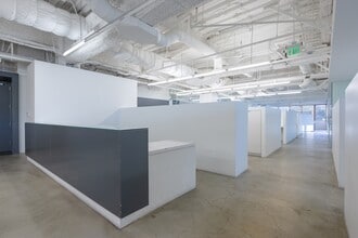 7920 W Sunset Blvd, Los Angeles, CA à louer Photo intérieure- Image 2 de 5