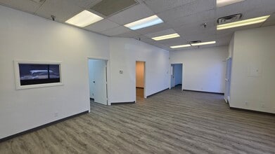 4420 Arville St, Las Vegas, NV à louer Photo intérieure- Image 2 de 9