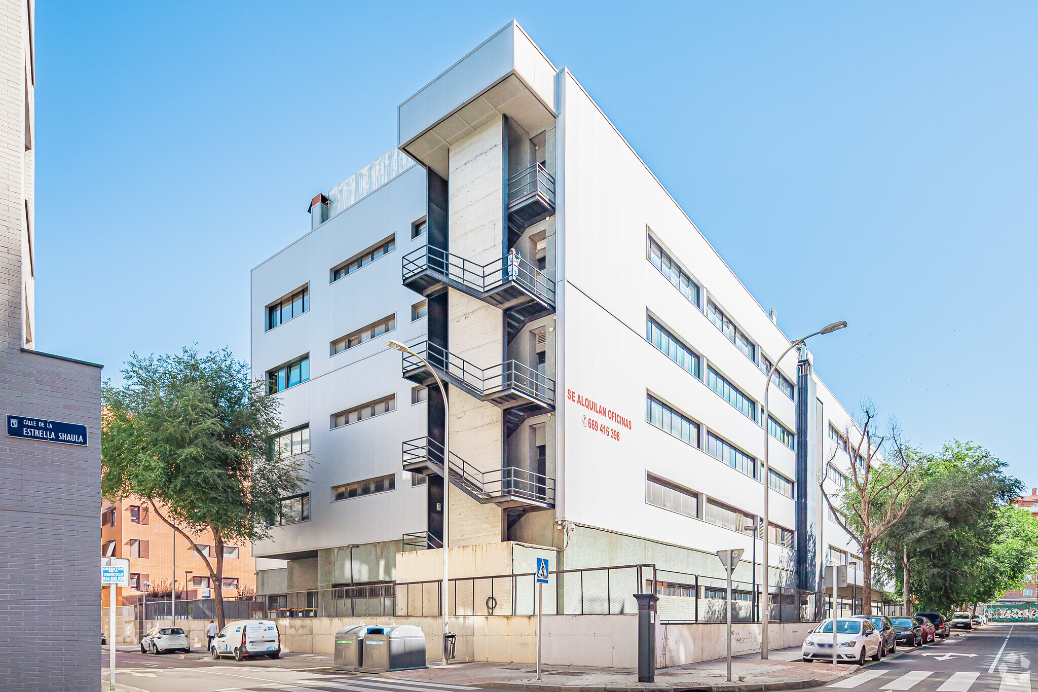 Office in Madrid, Madrid for lease Building Photo- Image 1 of 2