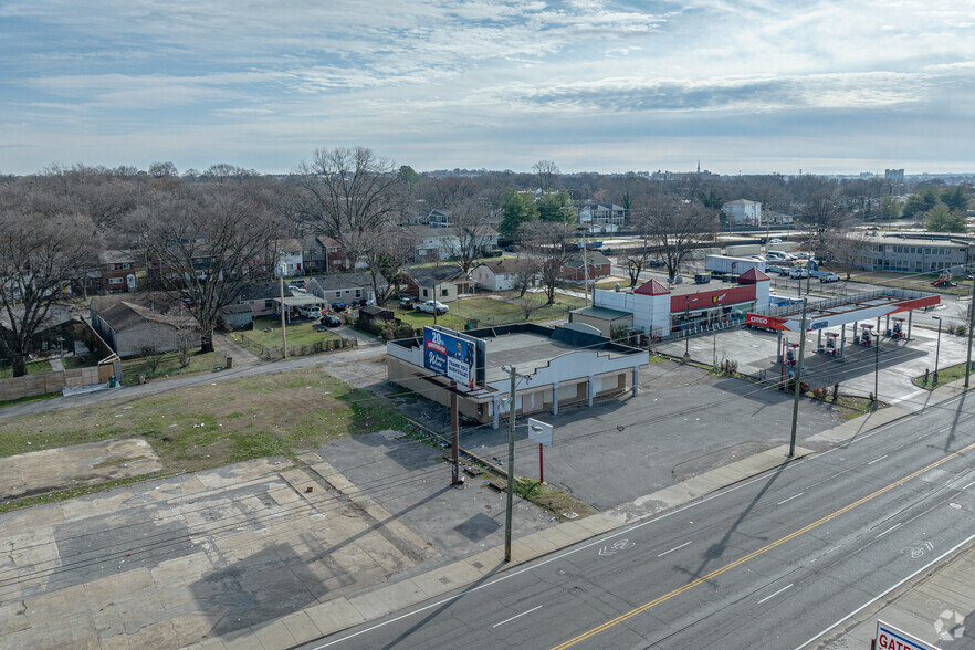 709 Dickerson Pike, Nashville, TN for lease - Building Photo - Image 3 of 4