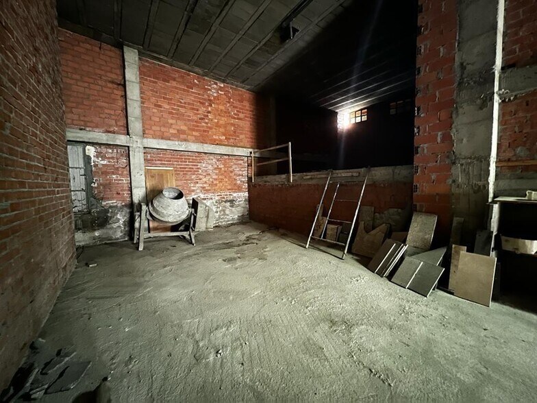 Commerce de détail dans Ponferrada à vendre - Photo du bâtiment - Image 3 de 4