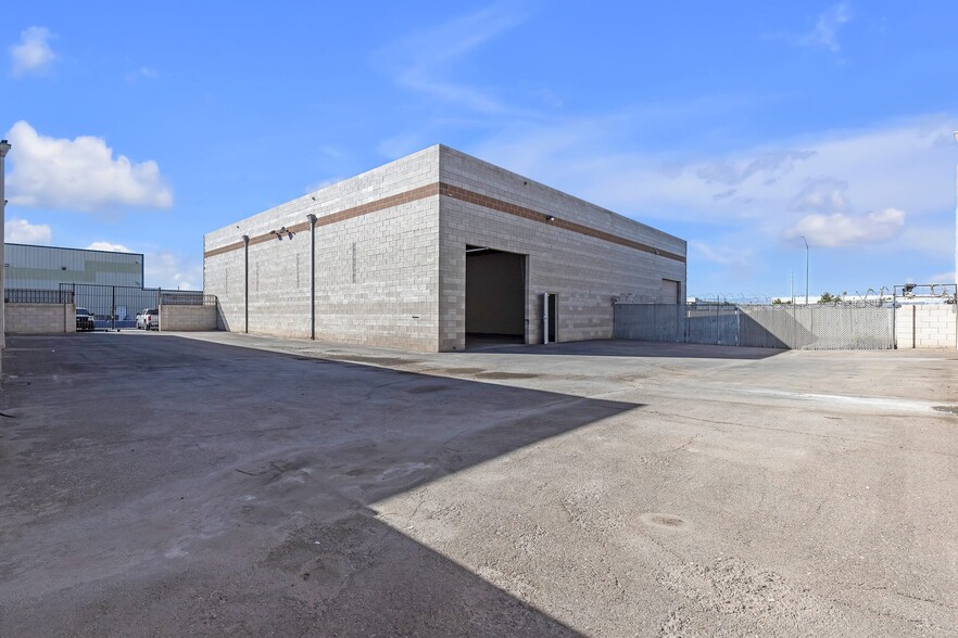 2956 N Marco St, Las Vegas, NV for sale - Building Photo - Image 1 of 31