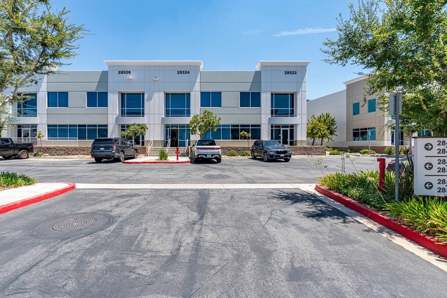 28522-28528 Constellation Rd, Valencia, CA for lease - Building Photo - Image 2 of 33