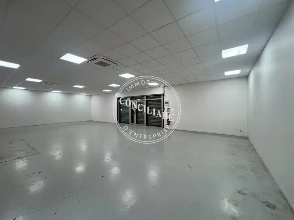 Industrial in Toulouse for lease Interior Photo- Image 1 of 6