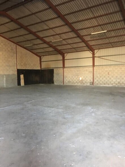 Industrial in Feytiat for lease - Building Photo - Image 2 of 3