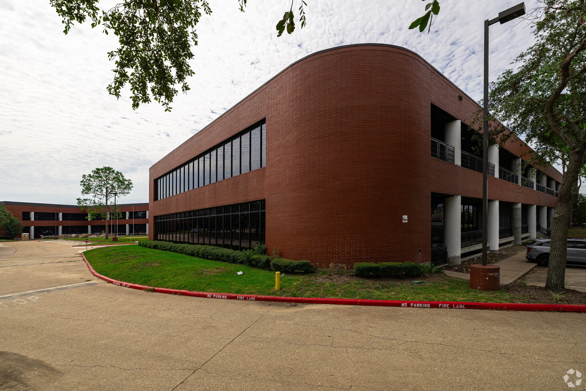 600 Gemini St, Houston, TX for lease Primary Photo- Image 1 of 12