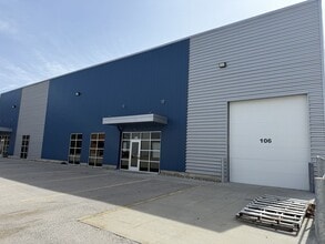 284 Dodge Ct, Comstock Park, MI à louer Photo du bâtiment- Image 2 de 4