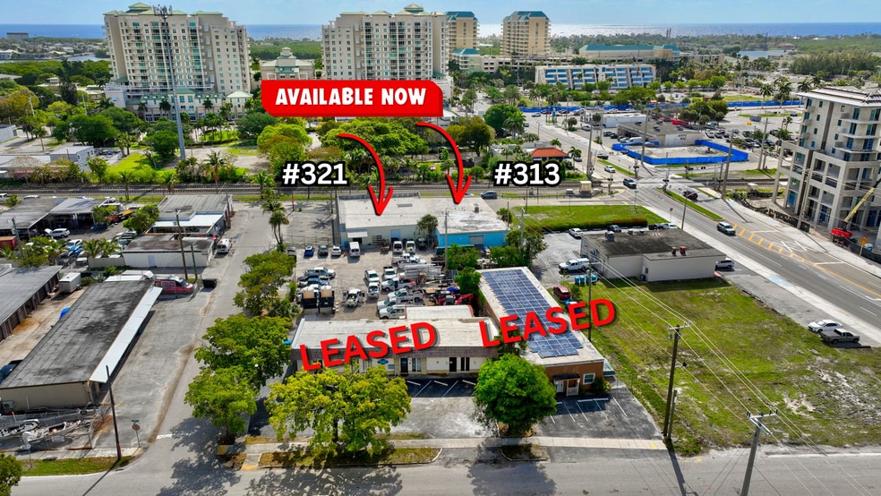 321 N Railroad Ave, Boynton Beach, FL for lease - Building Photo - Image 1 of 25