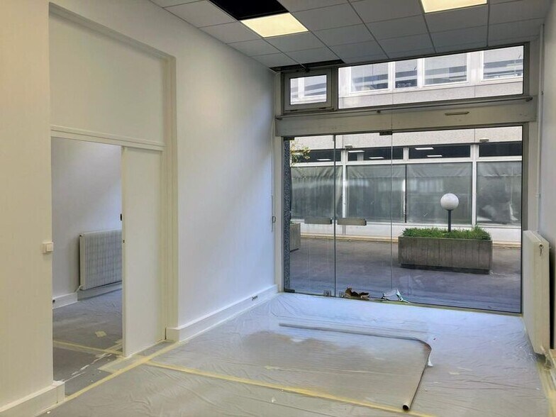 127 Avenue D'Italie, Paris for lease - Interior Photo - Image 3 of 8