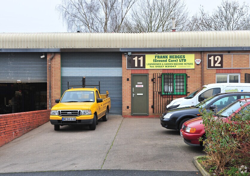 Sanders Rd, Bromsgrove à louer - Photo du bâtiment - Image 3 de 3