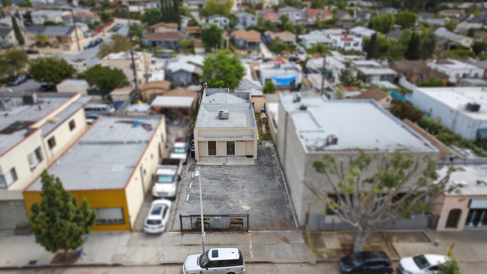 4160 Verdugo Rd, Los Angeles, CA à louer - Photo principale - Image 1 de 48