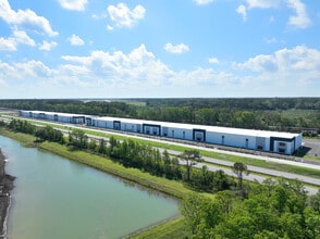 Veterans Parkway, Savannah, GA for lease Building Photo- Image 2 of 11