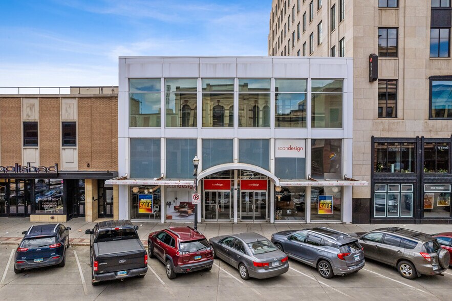 110 Broadway N, Fargo, ND à louer - Photo du bâtiment - Image 1 de 10