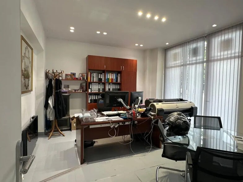 Commerce de détail dans Maisons-Alfort à louer - Photo intérieure - Image 3 de 6