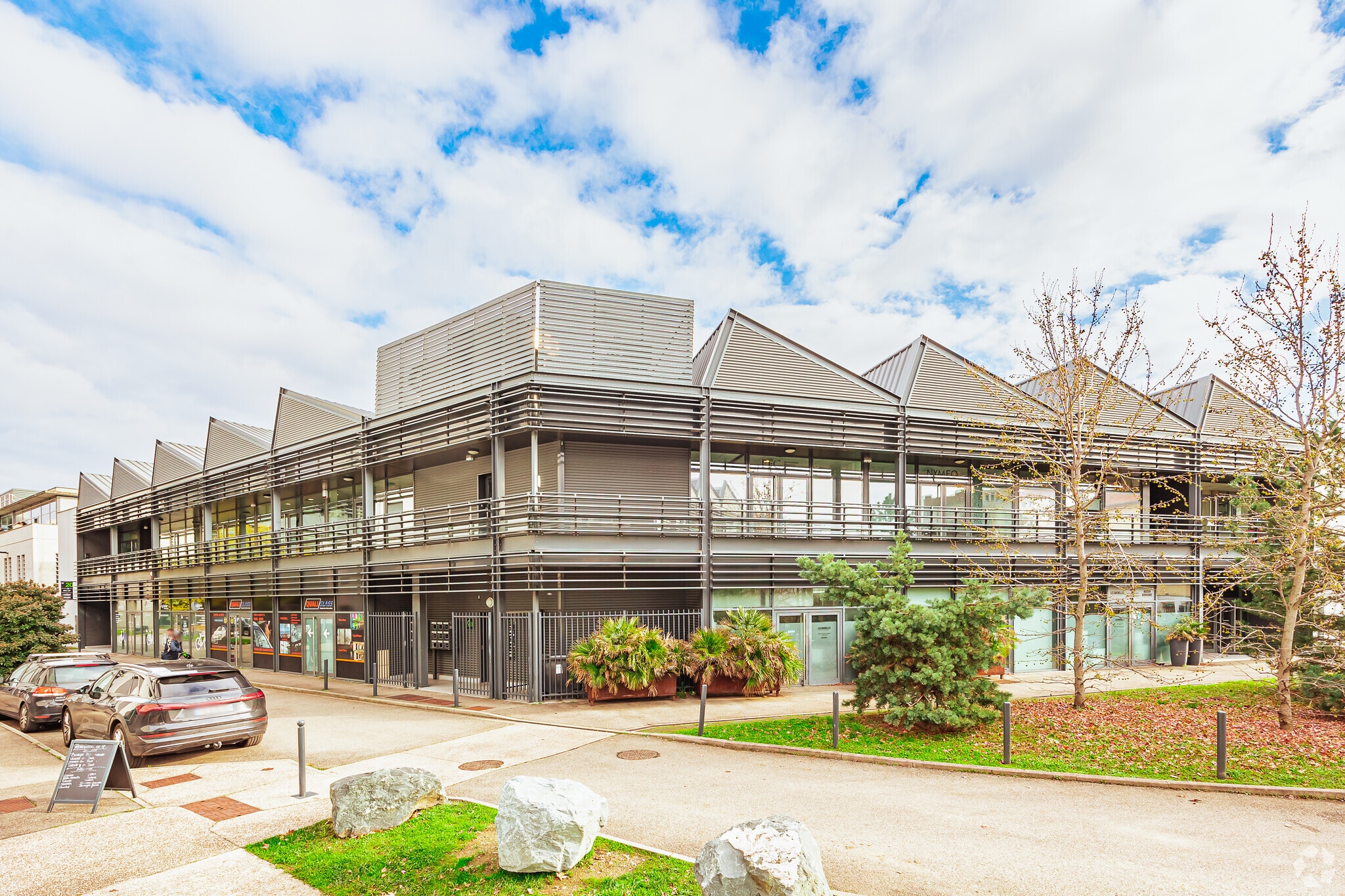 20 Rue Berjon, Lyon for sale Primary Photo- Image 1 of 14