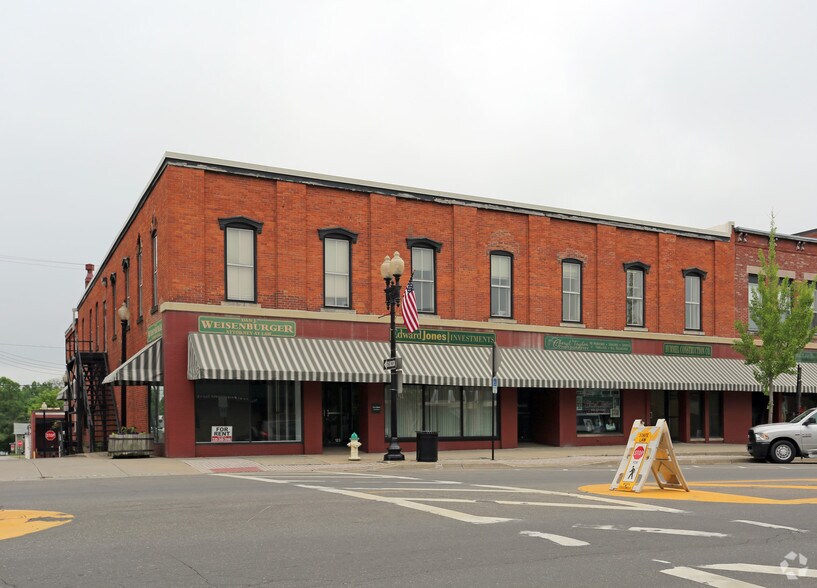 121-127 E Main St, Ravenna, OH à vendre - Photo du bâtiment - Image 2 de 4