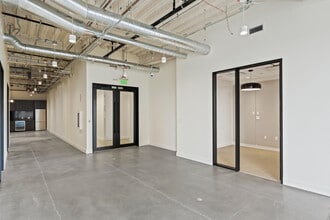 1015 2nd Ave, Seattle, WA for lease Interior Photo- Image 2 of 8