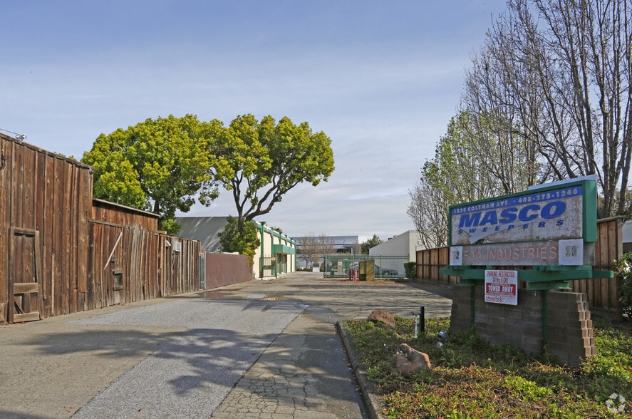 1220 Coleman Ave, Santa Clara, CA for lease - Building Photo - Image 2 of 3