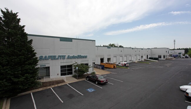 Plus de détails pour 8701-8729 Ritchie Dr, Capitol Heights, MD - Industriel à louer