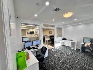 Plus de détails pour 62 Clermont Ave, Brooklyn, NY - Bureau/Commerce de détail à louer