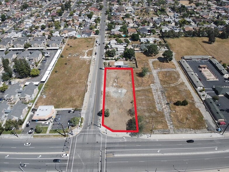 16304 E Foothill Blvd, Fontana, CA for sale - Building Photo - Image 2 of 34
