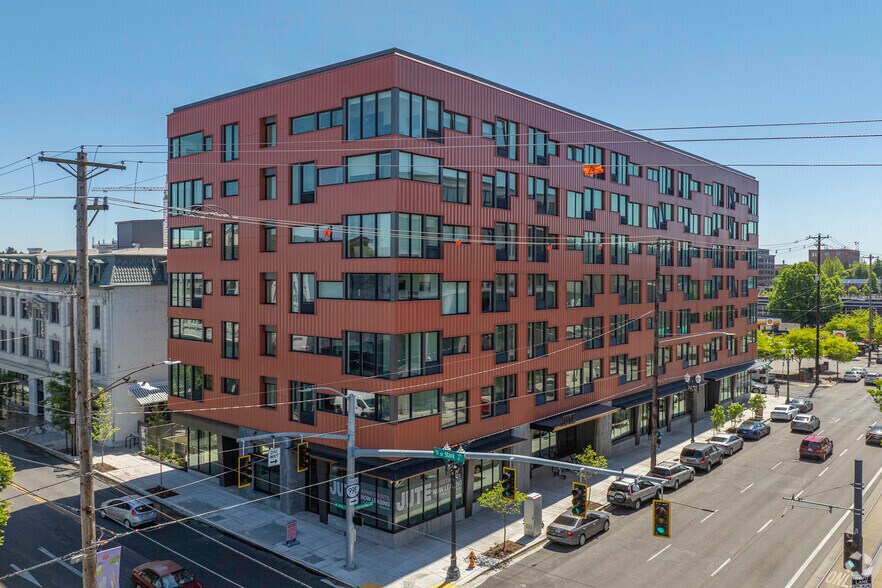 550 SE Martin Luther King Jr Blvd, Portland, OR à louer - Photo du bâtiment - Image 2 de 34