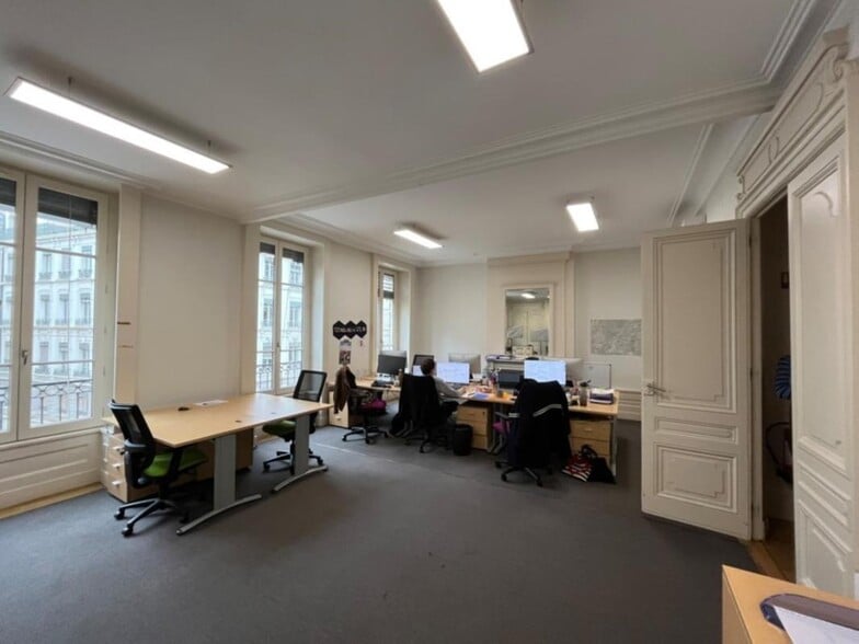 71 Rue De La République, Lyon for lease - Interior Photo - Image 2 of 8