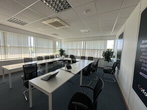 Euston Way, Telford for lease Interior Photo- Image 2 of 5