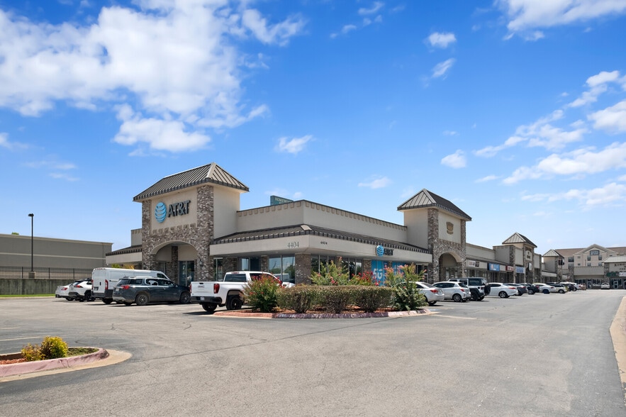 4408 W Walnut St, Bentonville, AR for lease - Building Photo - Image 2 of 16