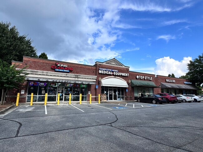 More details for 575 Dekalb Industrial Way, Decatur, GA - Retail for Lease