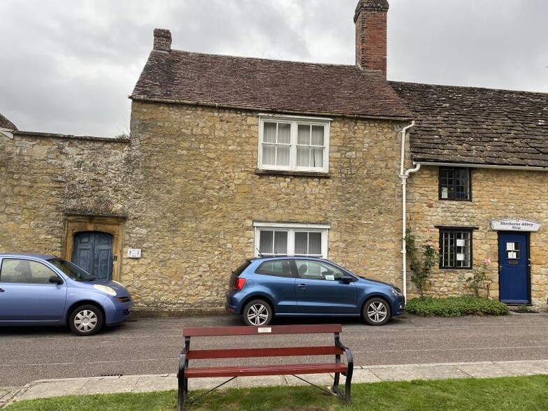 Abbey Close, Sherborne à vendre - Photo du b timent - Image 2 de 5