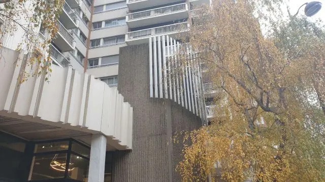 Office in Paris for sale - Building Photo - Image 2 of 8